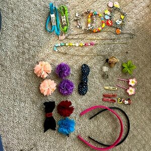Bundle of girls accesories